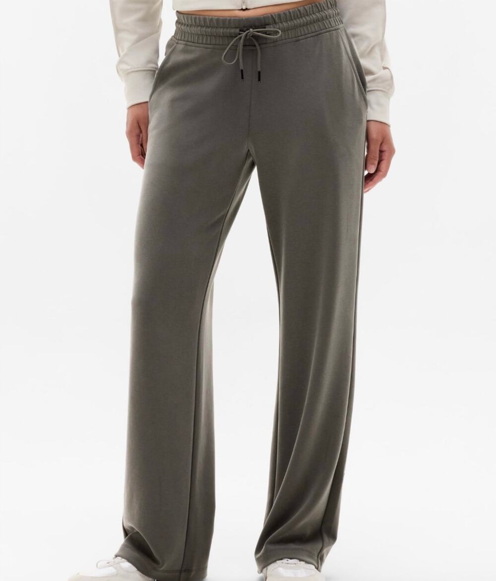 Athleta Olive Sage Green Seasoft Med Rise Stright Women Pants, Size XS 9